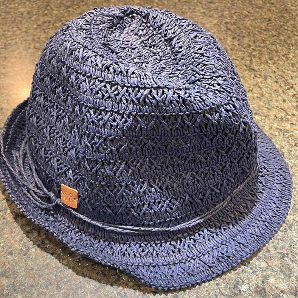 Caslon knit bucket hat blue one size with leather patch and outer tie adjustable